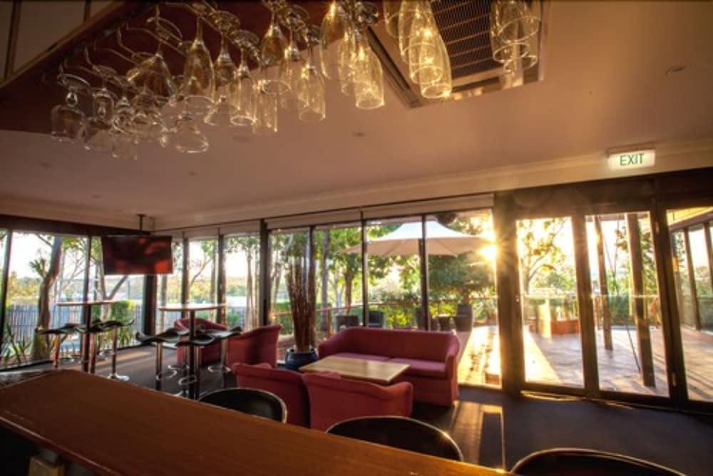 Springwood Motor Inn Bagian luar foto