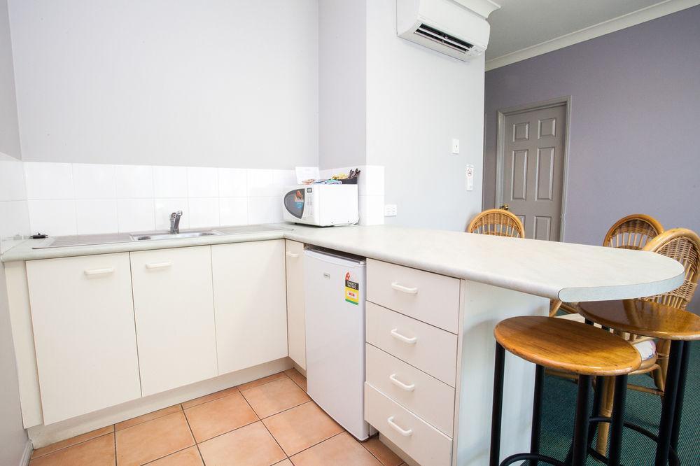 Springwood Motor Inn Bagian luar foto