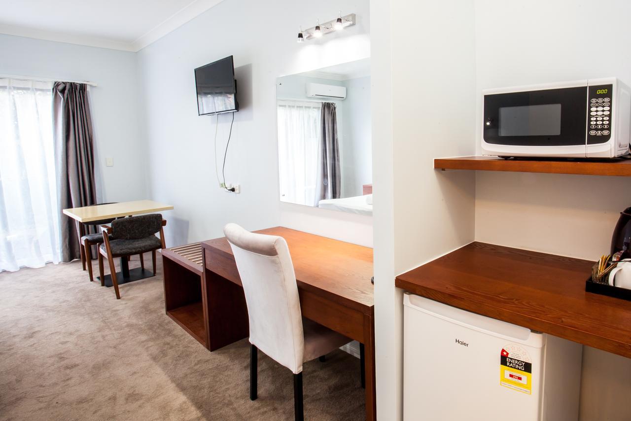 Springwood Motor Inn Bagian luar foto