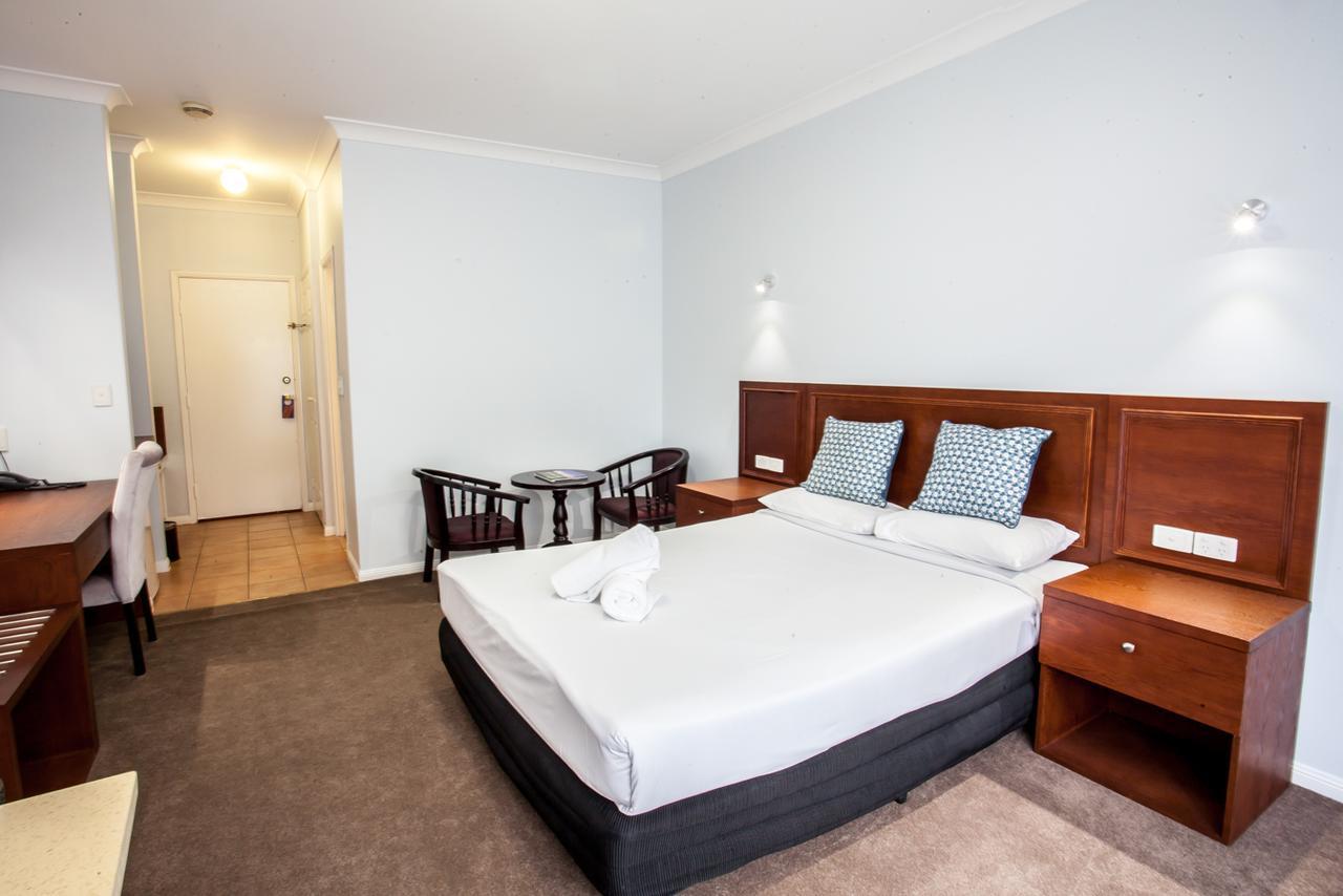 Springwood Motor Inn Bagian luar foto